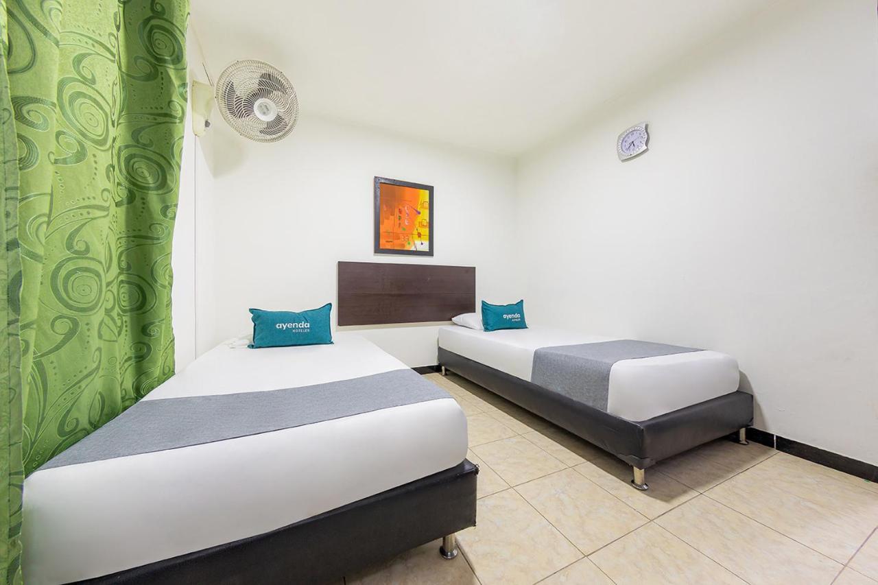 Ayenda Villas De San Juan Medellín Exteriör bild